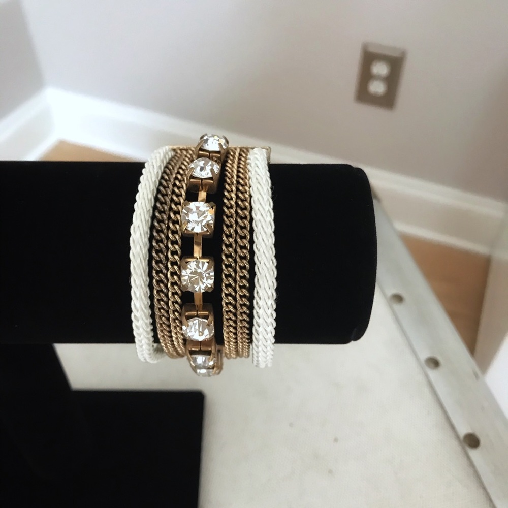 Ann Taylor Multi Strand Bracelet. EUC.